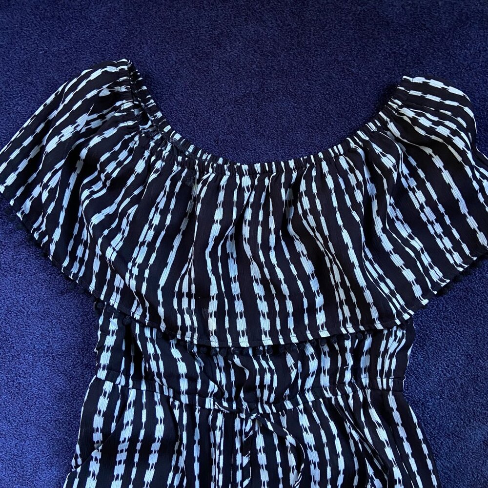 Like New Roz & Ali Striped Off-Shoulder Wide-Leg Jumpsuit Womenโs Sz M - Picture 3 of 7